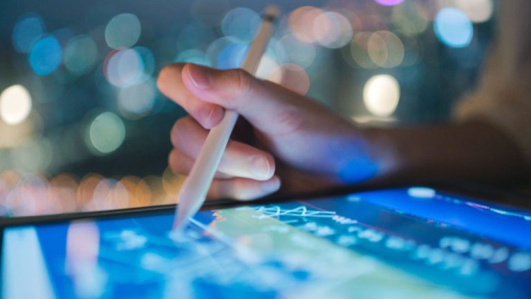Investment Thesis Tips for VC Firms Using AI Deal Sourcing Platforms