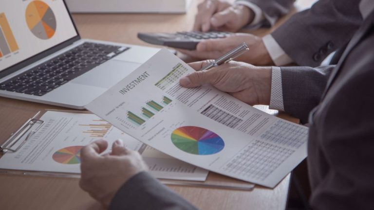 Harnessing AI for Smarter Venture Capital Decisions: The Future of Deal Screening Alpha Hub