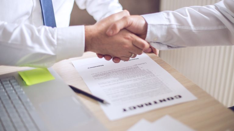 Building Quality Deal Flow: How VCs Overcome Fragmentation Issues 