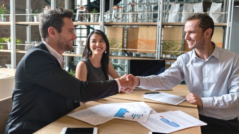 Accelerating Time-to-Close: How Smart Deal-Sourcing Optimizes the Investment Cycle 