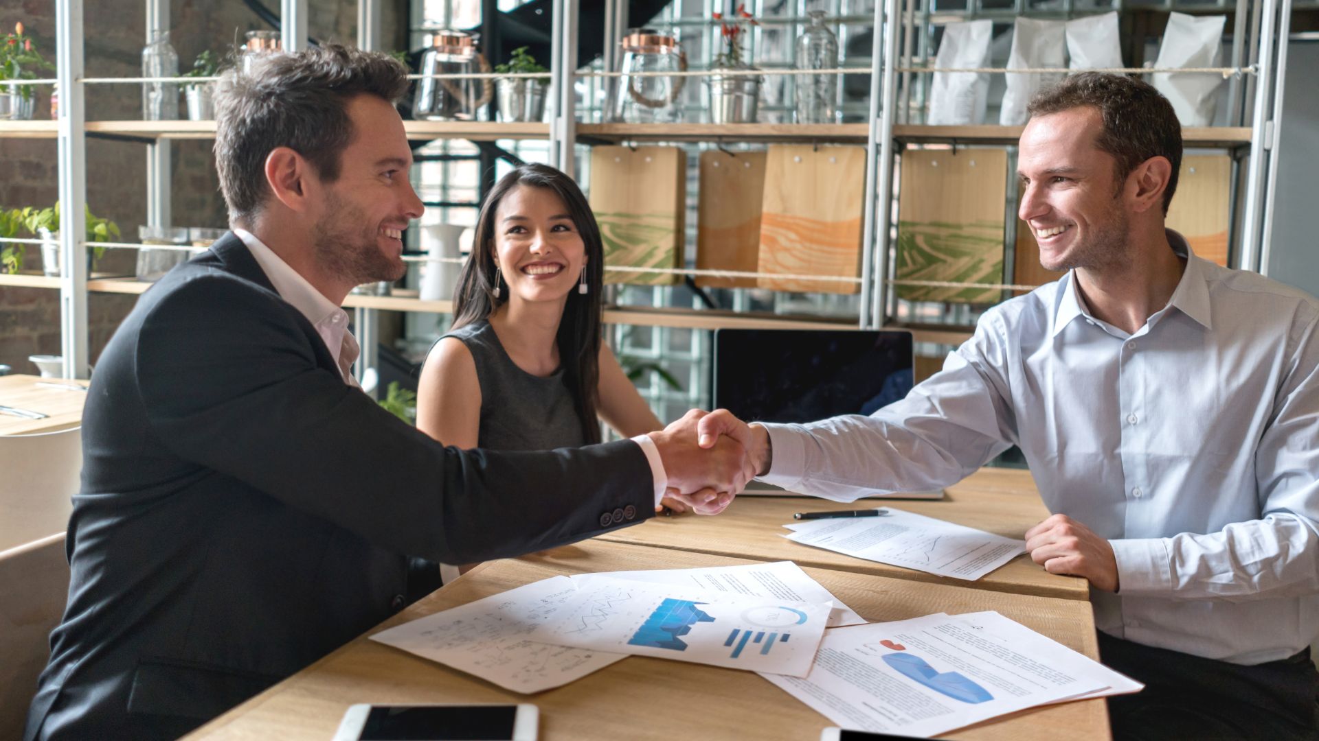 Accelerating Time-to-Close: How Smart Deal-Sourcing Optimizes the Investment Cycle 